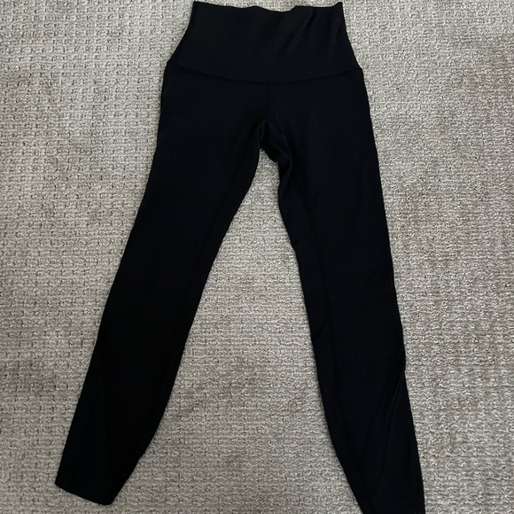 Lululemon wunder under hi rise laser cut - Picture 2 of 9